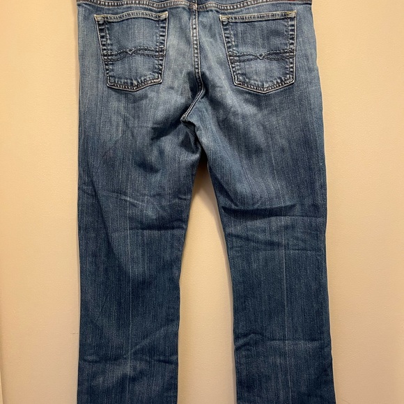 Lucky Brand Easy Rider Jeans - Picture 6 of 8